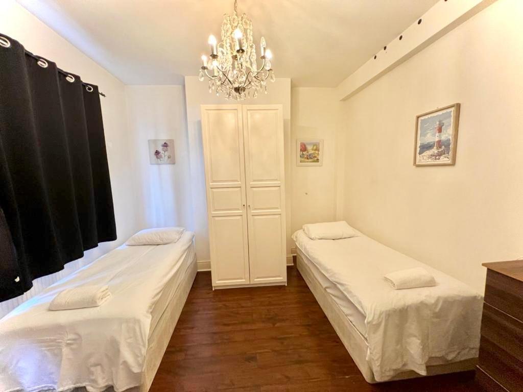 Canary Wharf Holiday Rooms London Exteriör bild