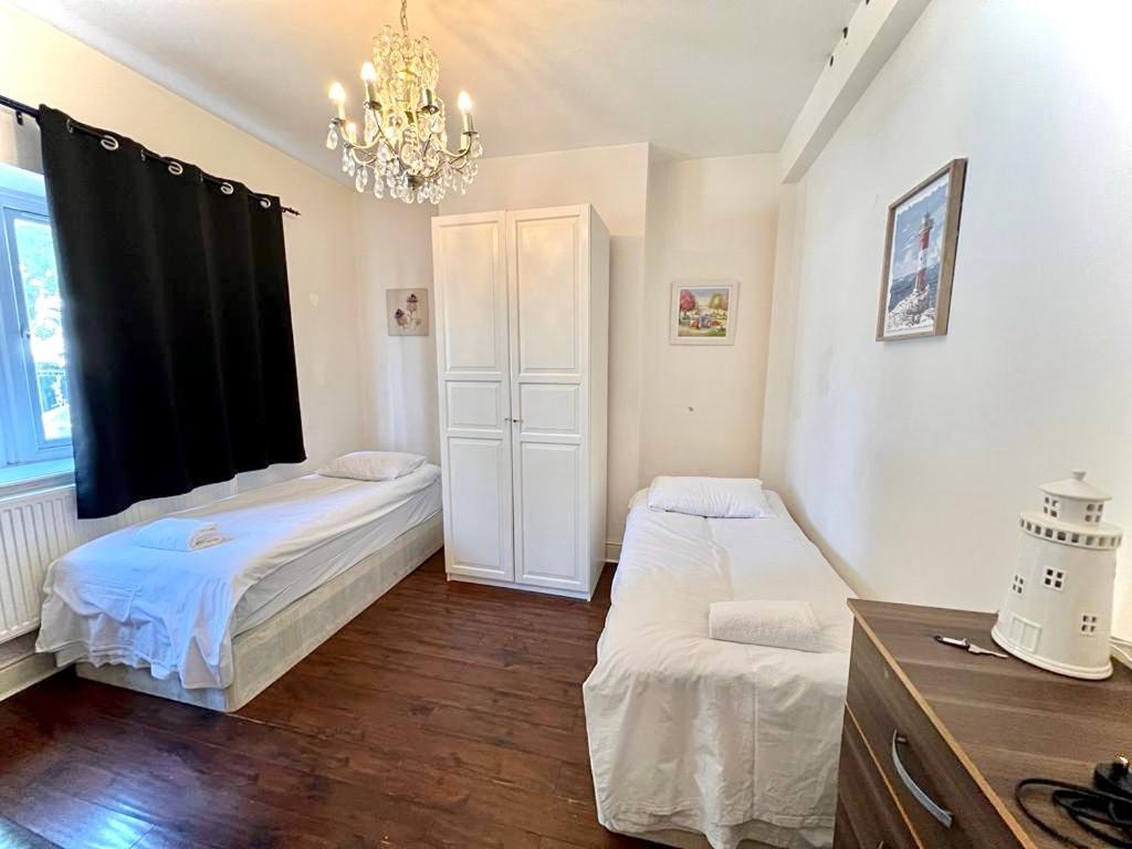 Canary Wharf Holiday Rooms London Exteriör bild